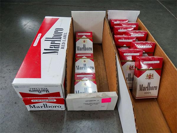 Marlboro Red cigarette
